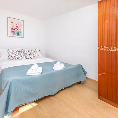 And Milka-jere Appartement Primošten